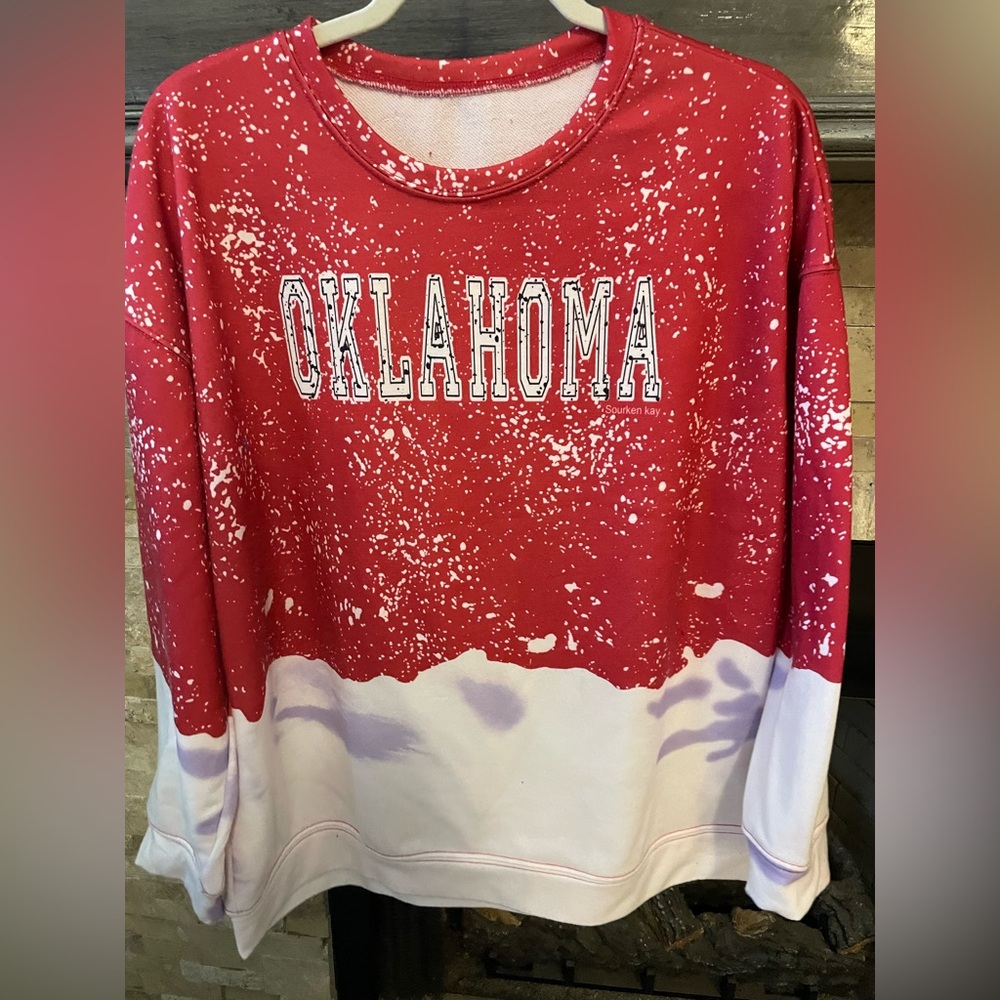 This fun Oklahoma shirt is perfect for all things Oklahoma!